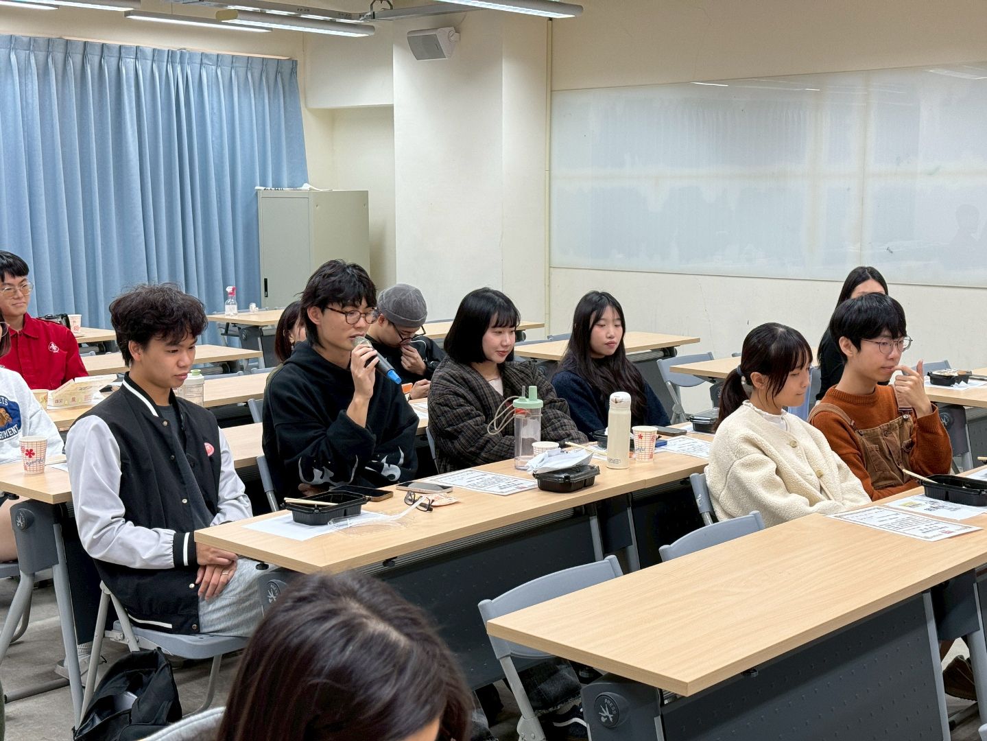 此次21位取得培訓認證之學生來自社工、法律、公行、企管、應外、不動產等多個系所