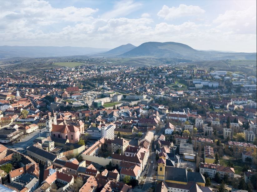 埃斯特爾哈齊·卡羅伊天主教大學校園