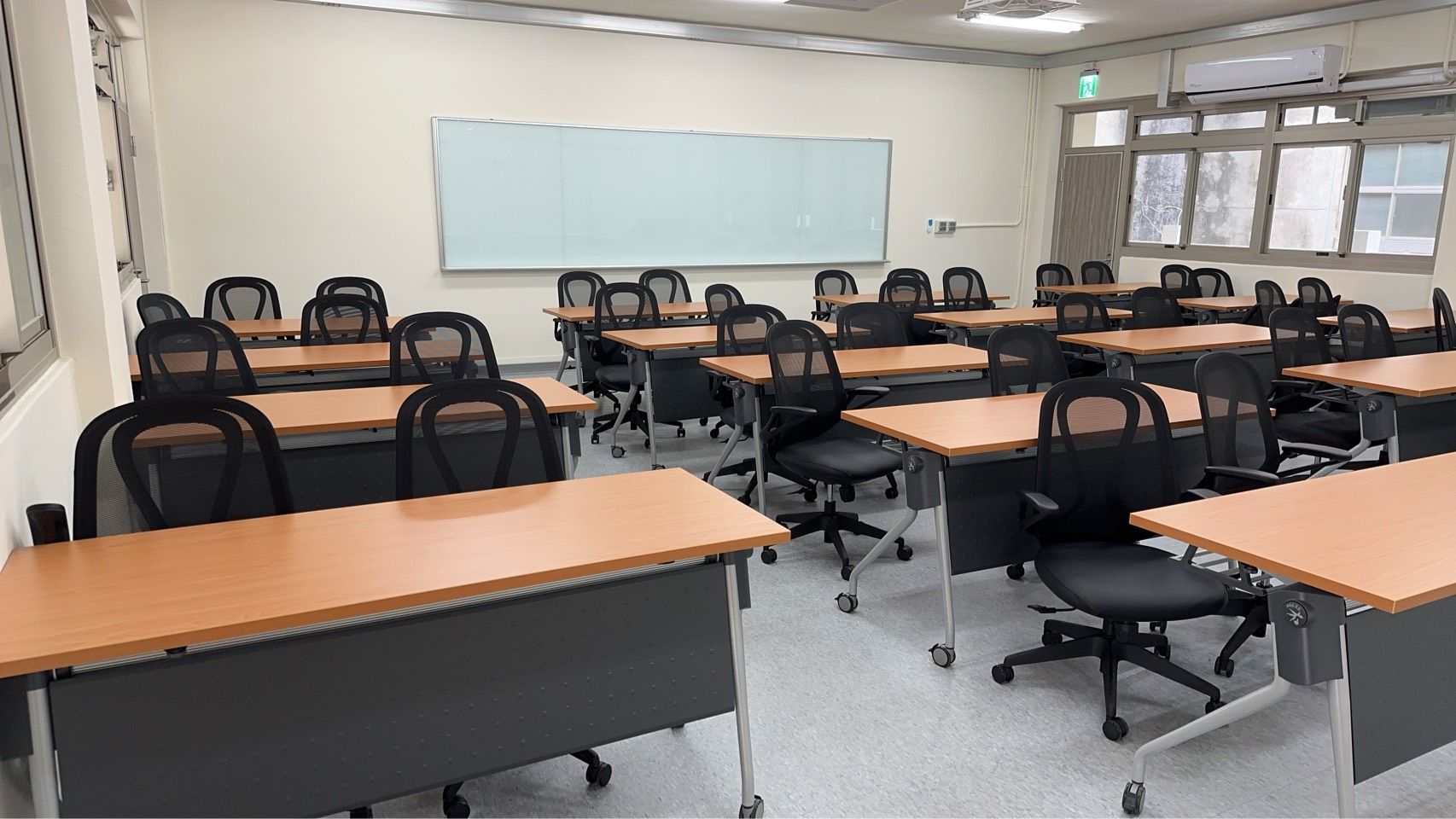 臺北自強大樓68人教室