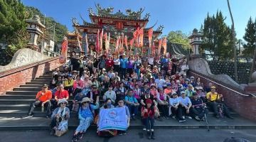 2025走路節終點大溪區永福里龍山寺前大合影