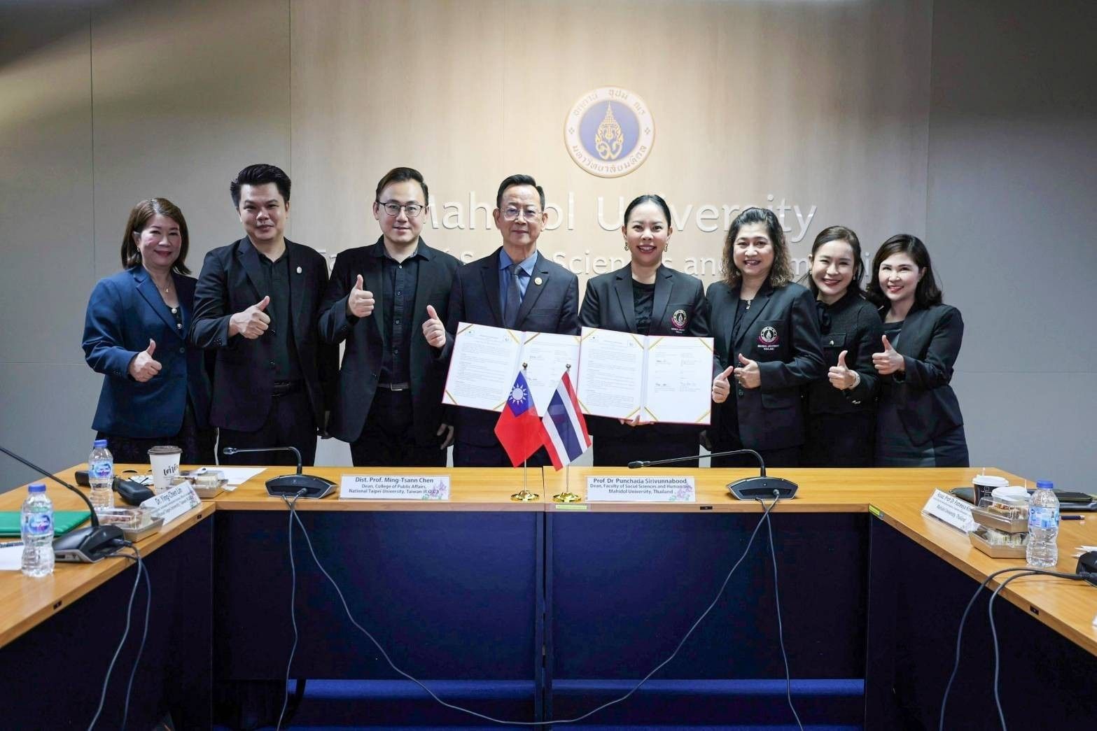 MOU簽署後雙方合照