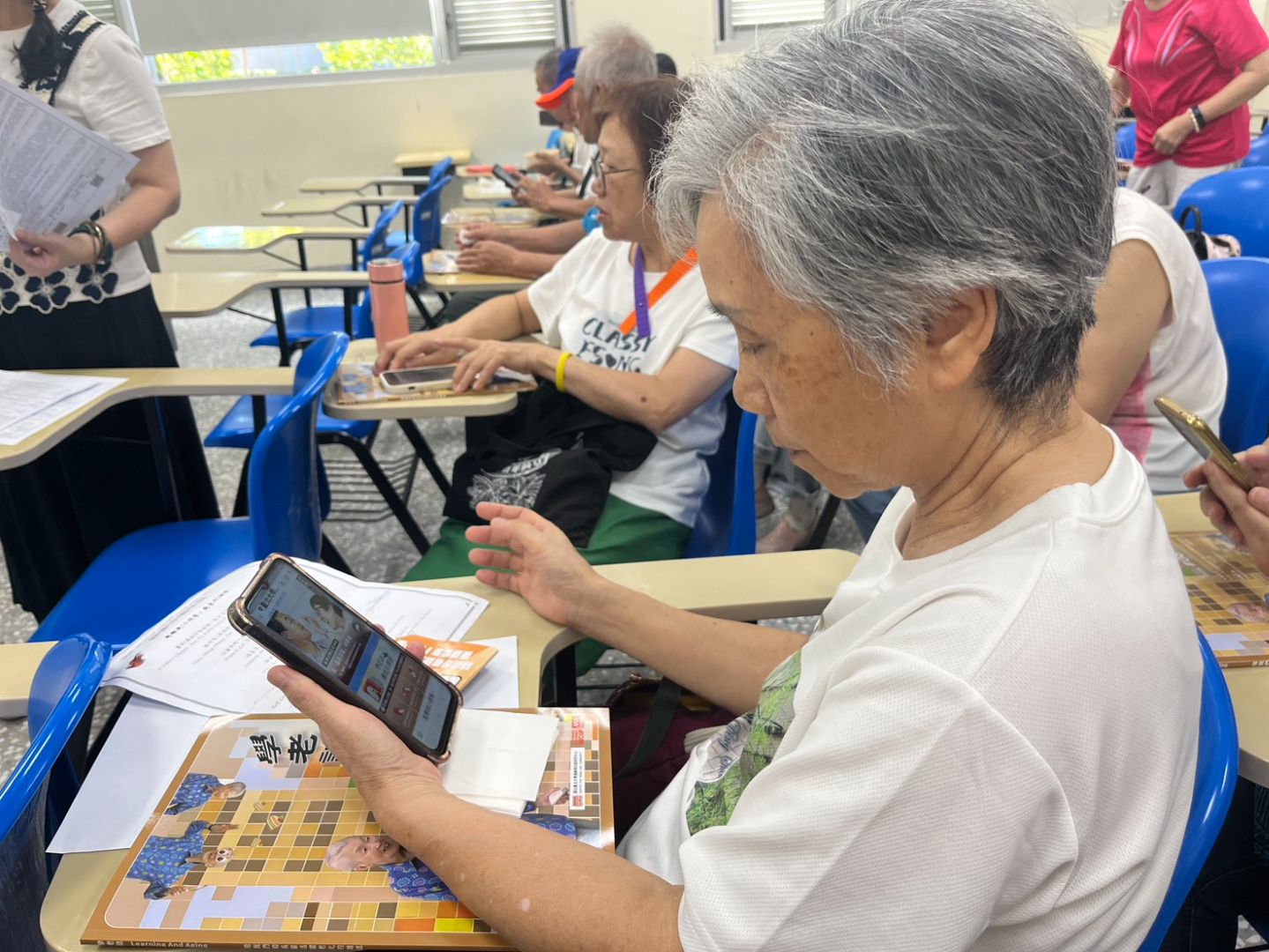 活動後與頂欣社區推廣學老誌