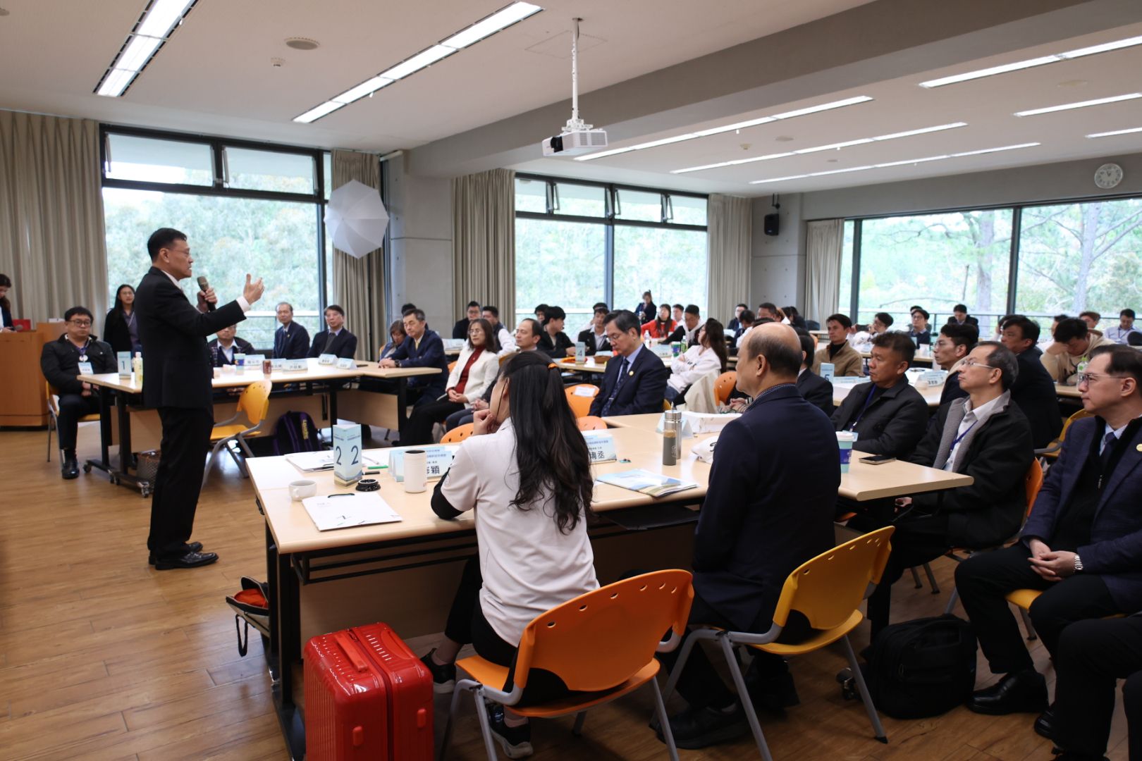 林道通校長指出和產業端的緊密連結可實現人才培育與產業升級的雙贏局面